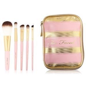 Too Faced professional make up brush set