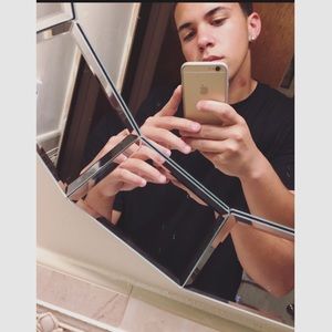 Meet your Posher, Mike