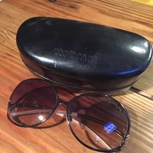 Chic Roberto Cavalli Sunglasses