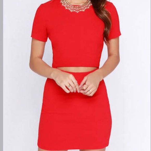 Host Pick 🎉🎉🎉Round neck Red mini dress