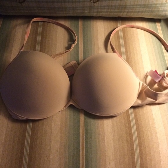 Victoria's Secret Pink push up bra