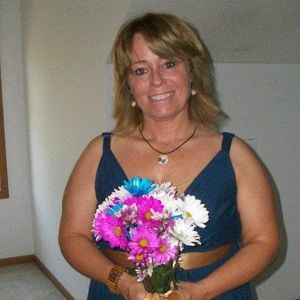 Meet your Posher, Debbie