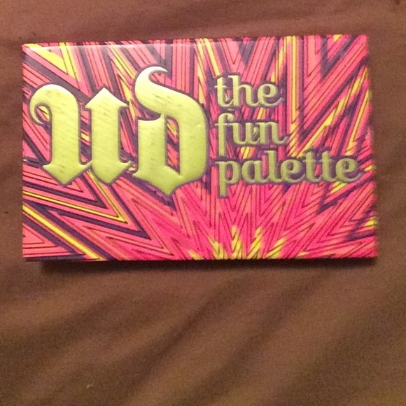 Urban decay fun palette