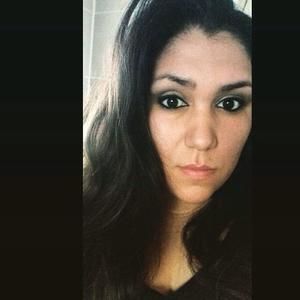 Meet your Posher, Andreina