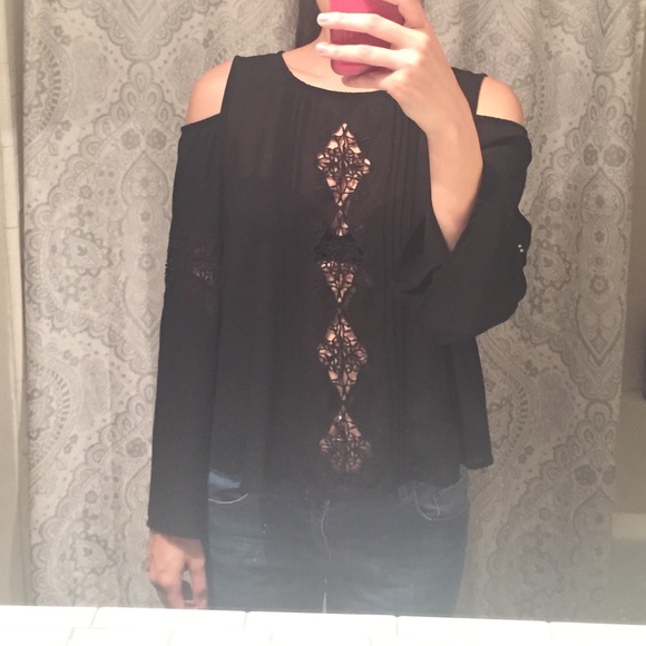 Black cutout detailed top