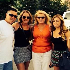 Meet your Posher, Robin