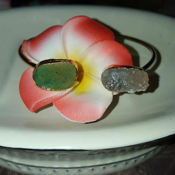 Turquoise and crystal bangle