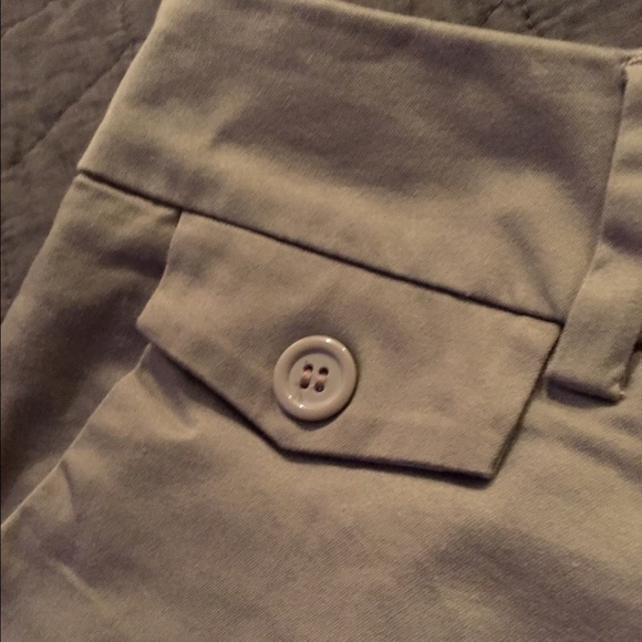 H&M Olive Khaki Shorts - Picture 3 of 3