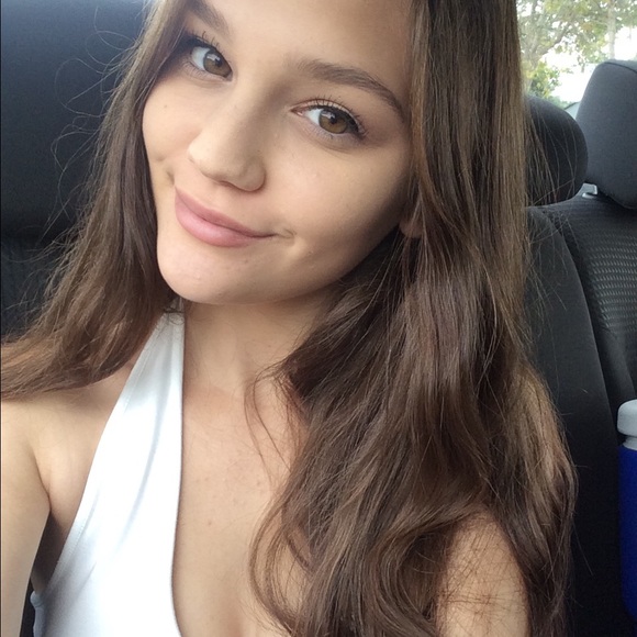 Meet the Posher Other - Meet your Posher, Alisa