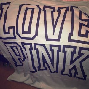 PINK stadium blanket