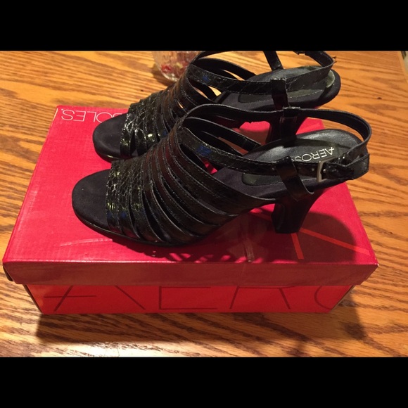 Brand new aerosoles black heels - Picture 2 of 4