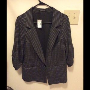 Maurice's 3/4 sleeve striped grey blazer.
