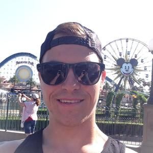 Meet your Posher, Corey