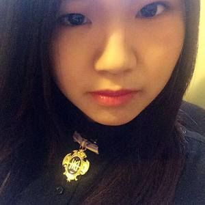 Meet your Posher, Catherine