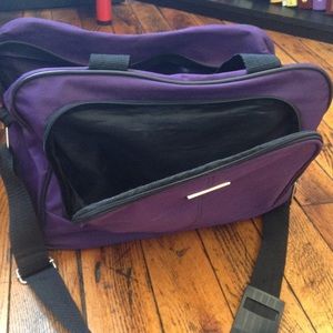 Purple Sport bag w strap
