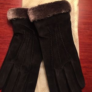 New brown suede gloves ⚡️size medium