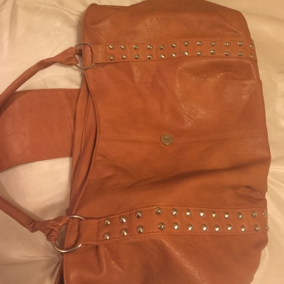 Purse - Picture 2 of 4