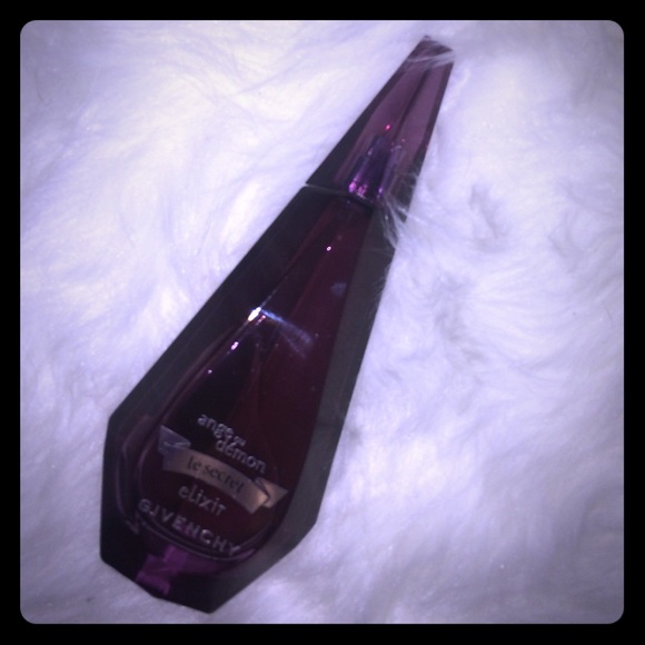 GIVENCHY Ange ou Démon Le Secret Elixir Perfume