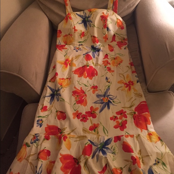 Fun, Flirty, Flower, Dress 💃