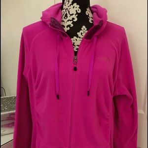 The North Face Mezzaluna Hoodie 🍂🍁💨