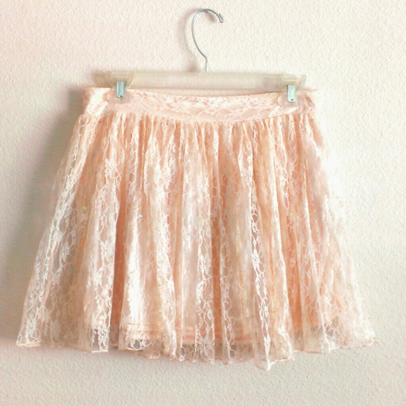 Forever 21 Dresses & Skirts - F21 light pink lace tulle sparkly pleated skirt