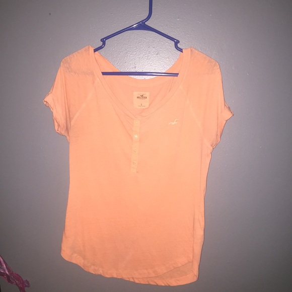Orange short sleeved tshirt