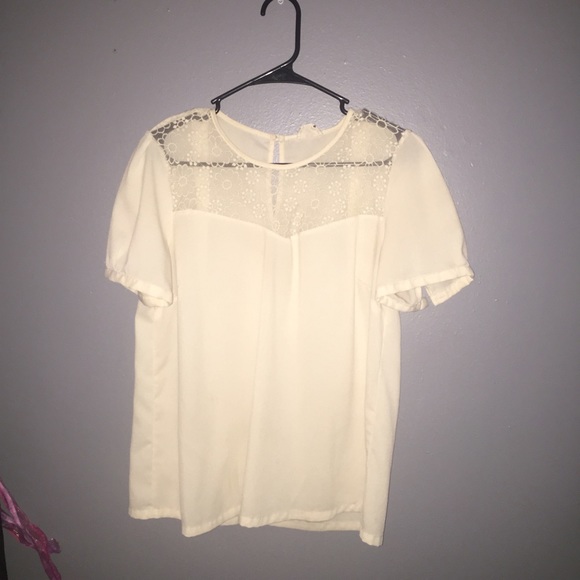 Cream short sleeve shirt