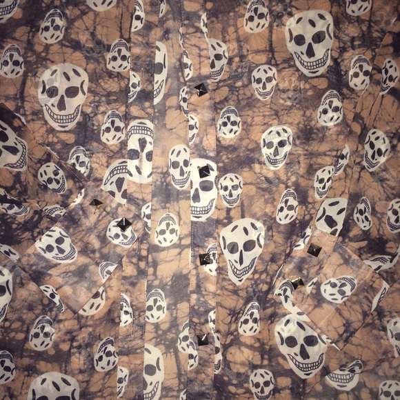 Long Sleeve Studded Skulls Blouse - Picture 3 of 3
