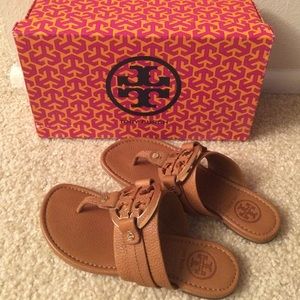 NEW!!! Tory Burch-Amanda Flat Thongs in Royal Tan