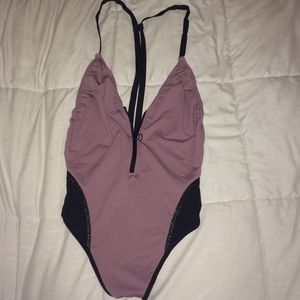 tavik vivi one piece in rose