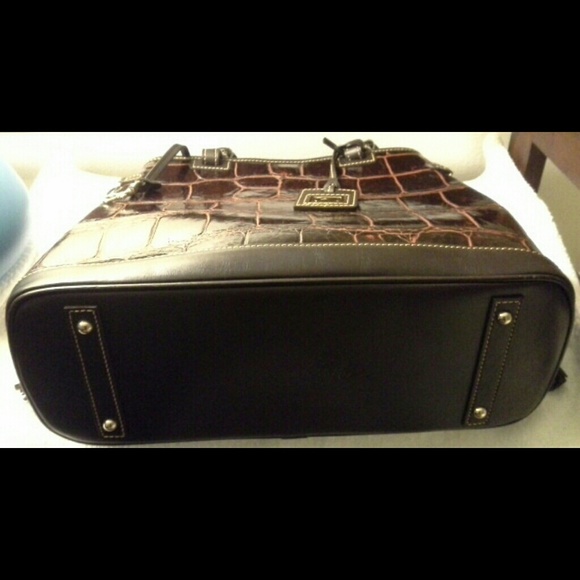 Croc Handbag - Picture 3 of 7