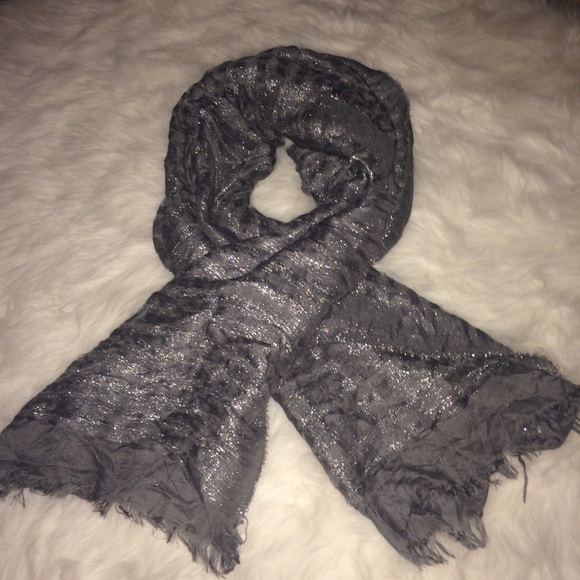 Vera Wang Scarf