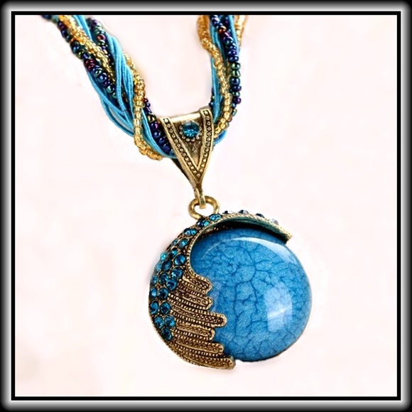 BOHO GLASS BEAD & BLUE NECKLACE        🎉HP x 2🎉 - Picture 3 of 3