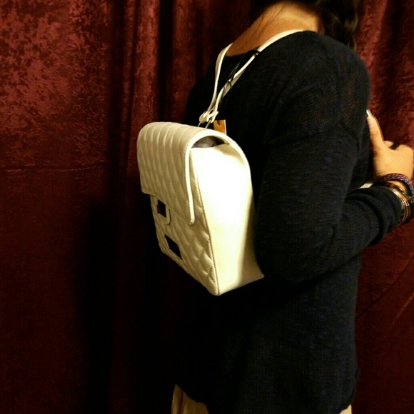 **SOLD**NWT Valentino quilted leather backpack - Picture 4 of 4