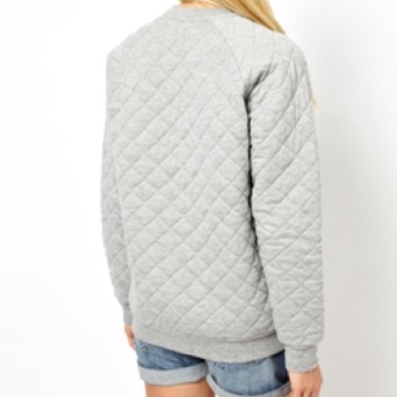 Quilted gray GAP sweater