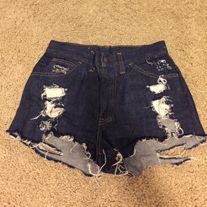 Vintage high waisted denim Levi's shorts