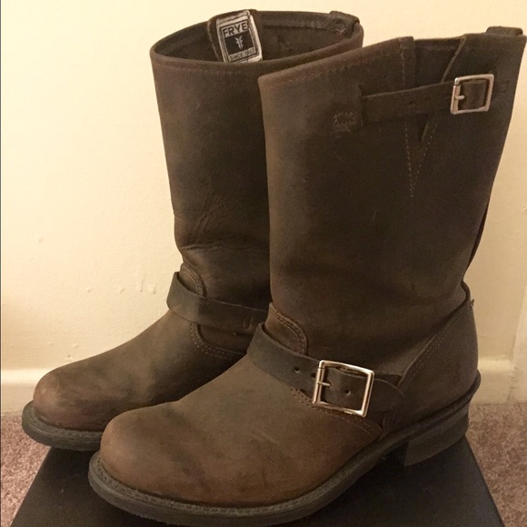 Frye Shoes - FRYE Engineer 12R Leather Boots