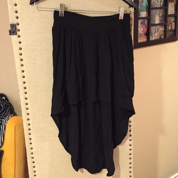 LF high low black skirt