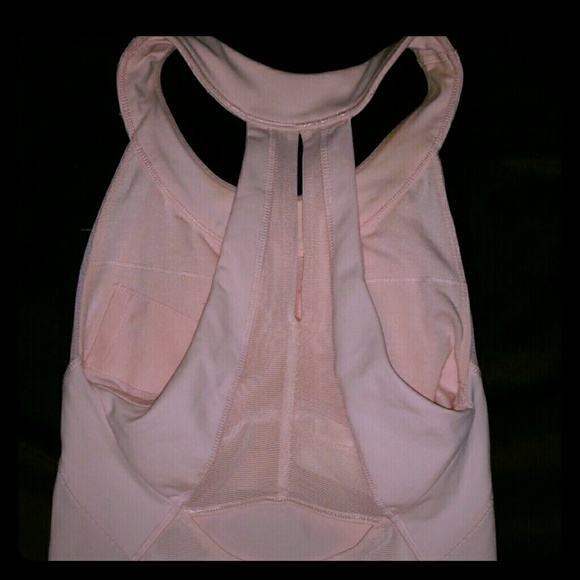 Lululemon pale, baby pink fitted top size 2