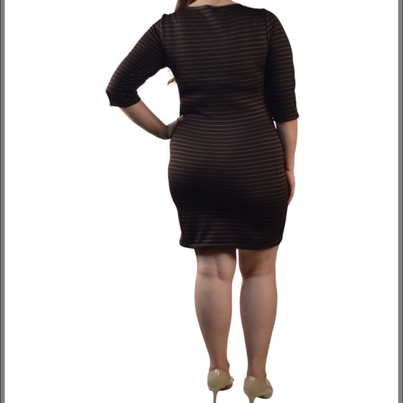 Plus size dress - Picture 2 of 2