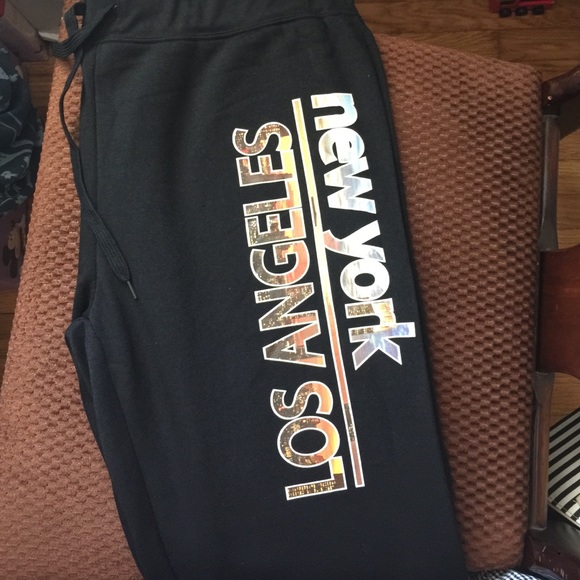 (Sold out)Plus size capri sweatpants - Picture 2 of 4