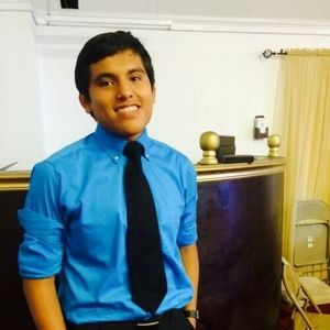 Meet your Posher, Jairo