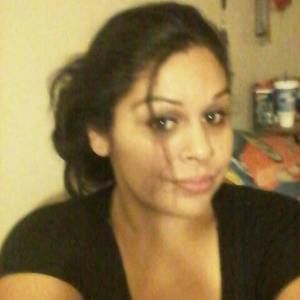 Meet your Posher, Yesenia