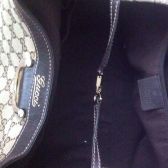 ⭐️GUCCI GOLD 'D' RING HOBO BAG...!!!!⭐️ - Picture 3 of 4