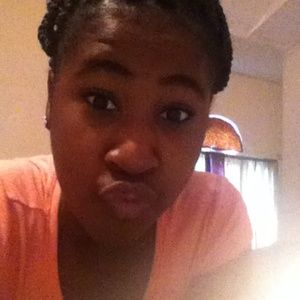 Meet your Posher, Kamaria