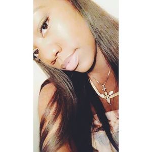 Meet your Posher, Brianna