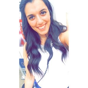 Meet your Posher, Alyssa