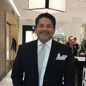 Meet your Posher, Juan