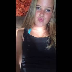 Meet your Posher, Abbie