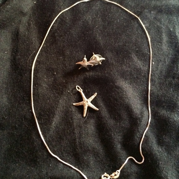 Starfish necklace and earrings set❗️